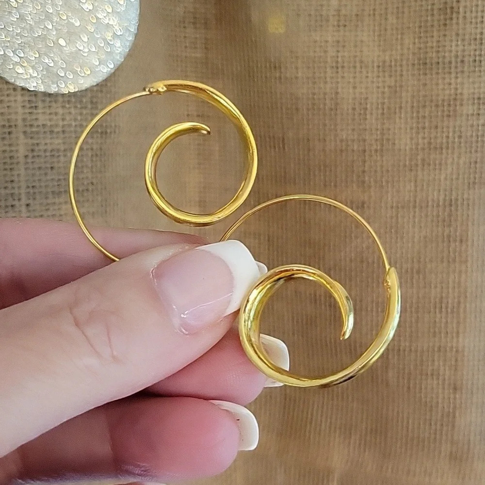 Sculptural Threader Hoop Earrings
